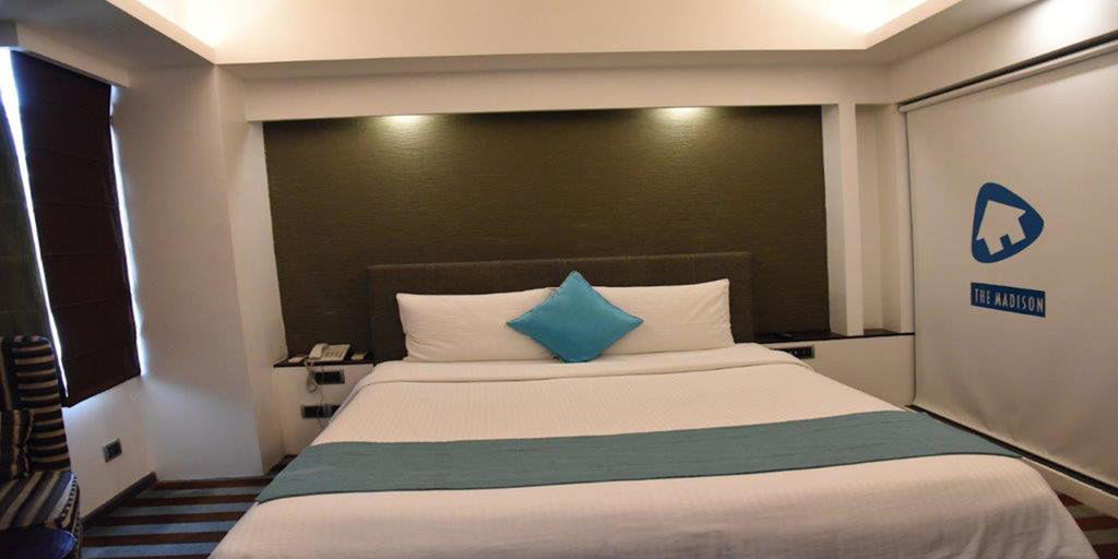 Hotel The Madison Nowe Delhi Zewnętrze zdjęcie